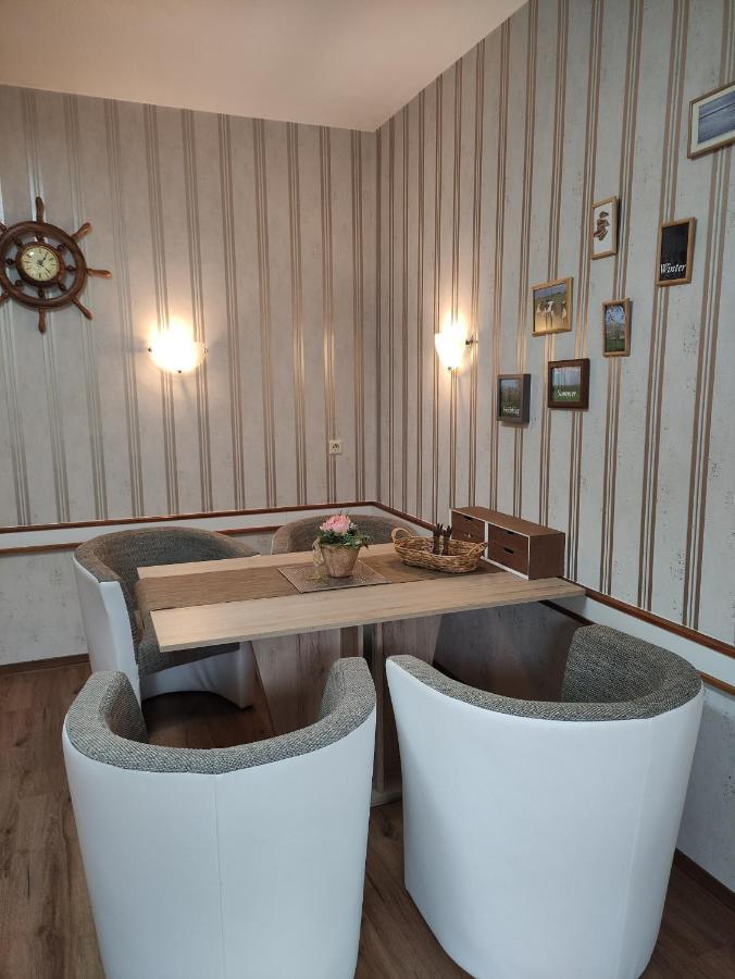 Ferienwohnung Zur Muehle Weener Esterno foto