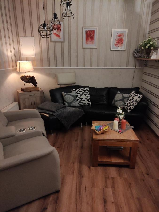 Ferienwohnung Zur Muehle Weener Esterno foto