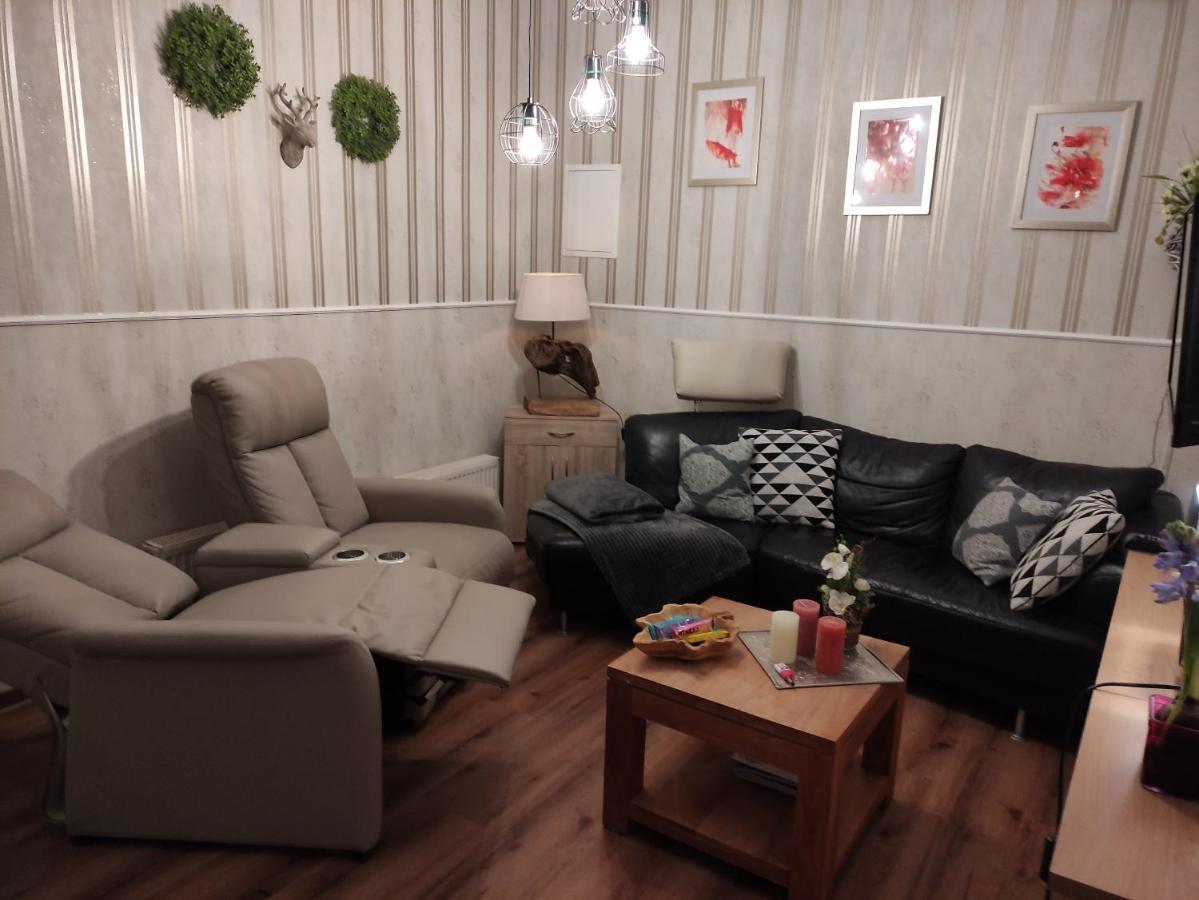 Ferienwohnung Zur Muehle Weener Esterno foto